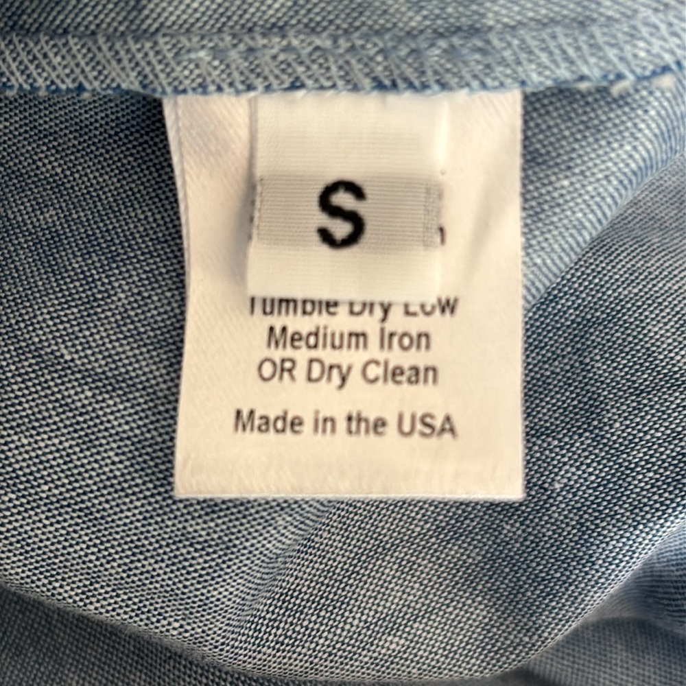 Light Blue Button-Front Sundress with Pockets - Picture 9 of 10